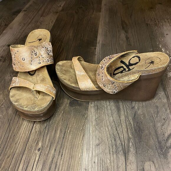 OTBT Beachcomber Platform Summer Wedge Shoes Size 6 - Picture 1 of 1